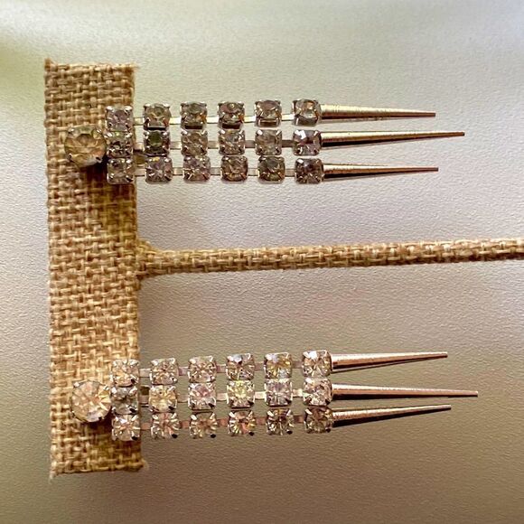 💛 Vintage Sarah COV Rhinestone Spike Clip On Earrings - Picture 2 of 7